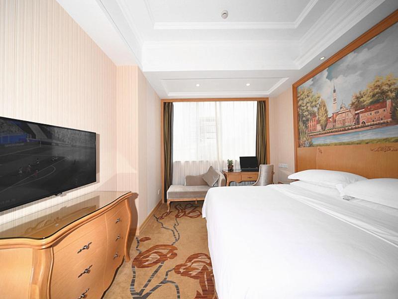 Vienna Hotel Shenzhen Nanxin Road Екстер'єр фото