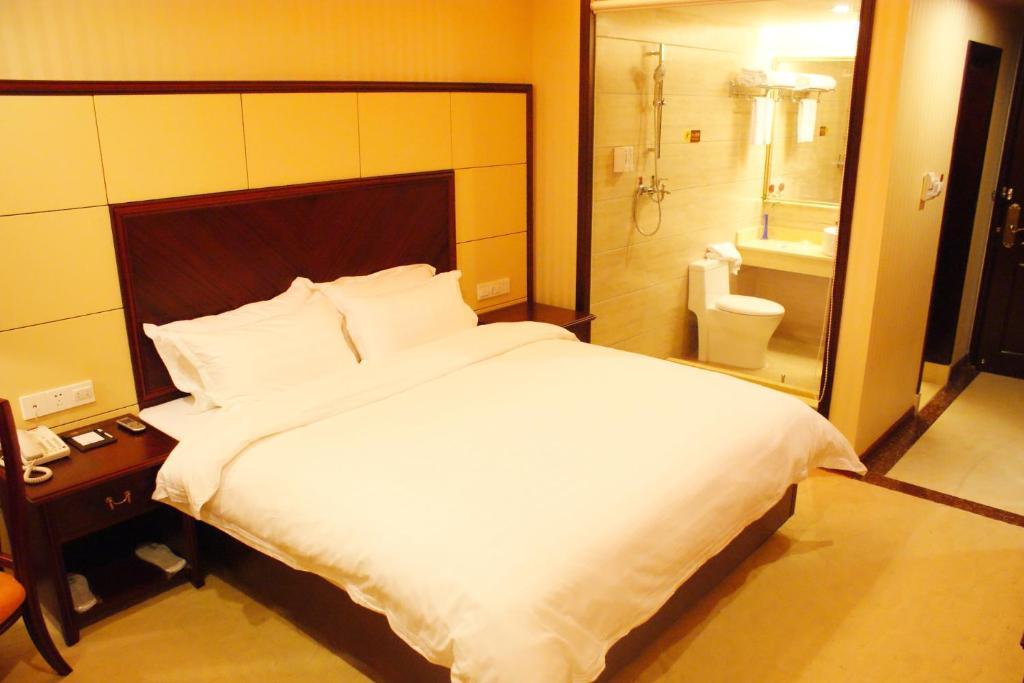 Vienna Hotel Shenzhen Nanxin Road Номер фото