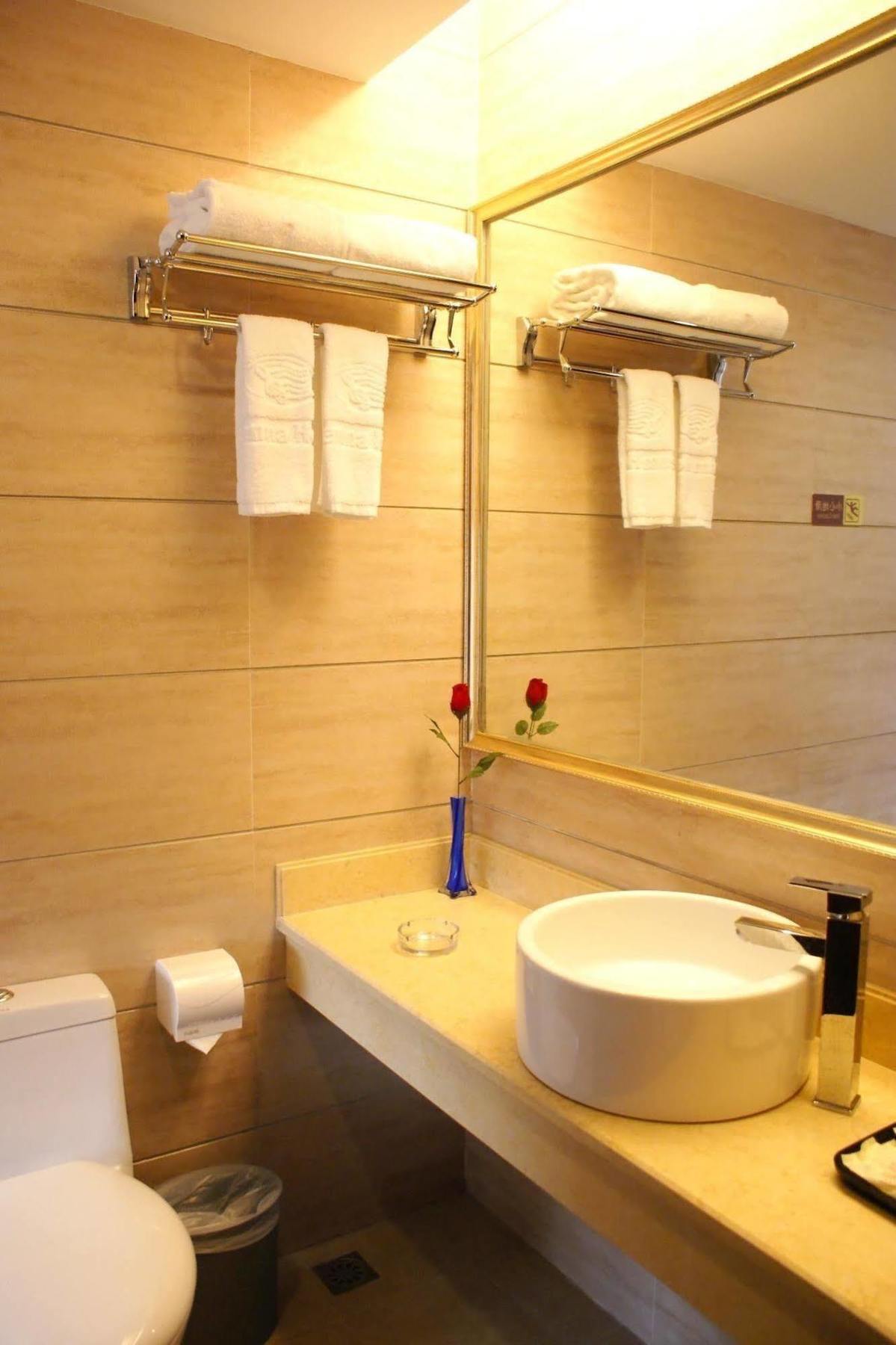 Vienna Hotel Shenzhen Nanxin Road Екстер'єр фото